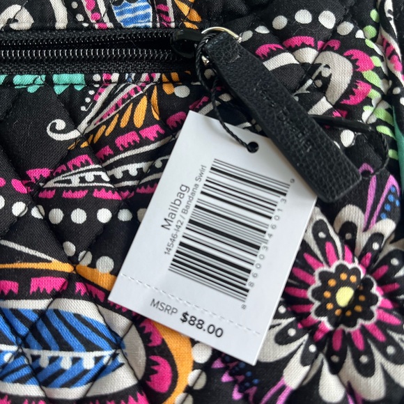 NWT Vera Bradley Mailbag Crossbody Purse Bandana Swirl Retired Design - Picture 8 of 9